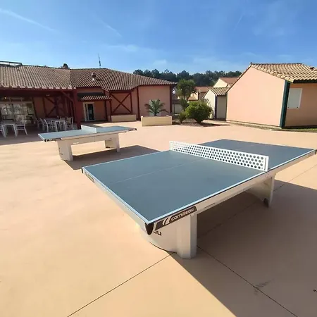 Maison Charmante A Avec Piscine Et Jardin בית נופש *